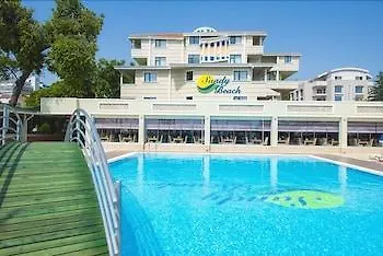 Sandy Hotel Side