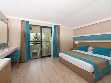 Sandy Hotel 4*
